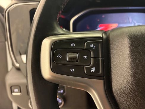 Used 2025 Chevrolet Silverado 2500 LT AWD/4WD image 4