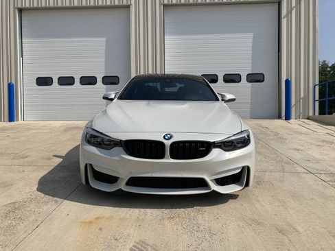 Used 2018 BMW M4 Coupe w/ Executive Package RWD image 2
