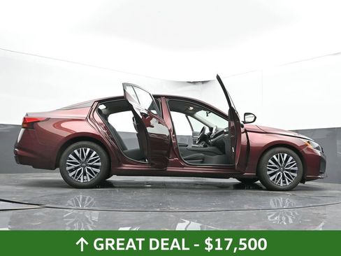 Used 2023 Nissan Altima 2.5 SV image 76