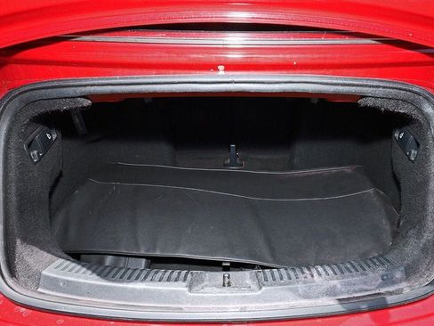 Used 2013 Volkswagen Beetle 2.5 image 25