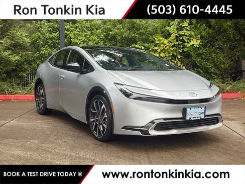 Used 2023 Toyota Prius Prime FWD image 1