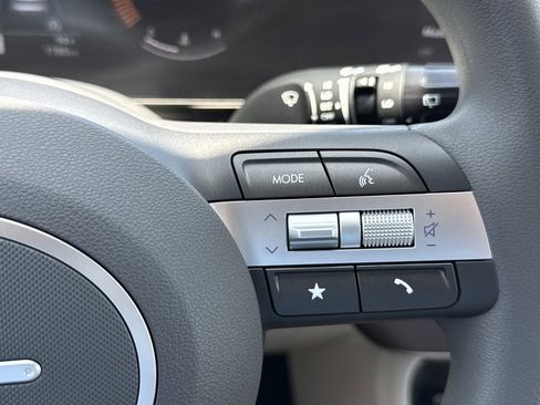 Certified 2026 Hyundai Kona SE FWD image 21