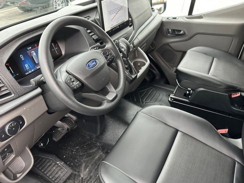 New 2026 Ford Transit 250 148 Medium Roof image 18