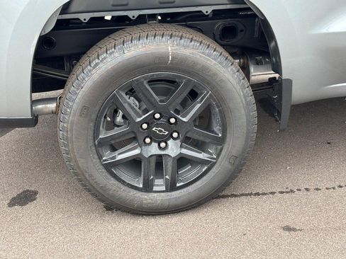 New 2025 Chevrolet Silverado 1500 Custom image 4