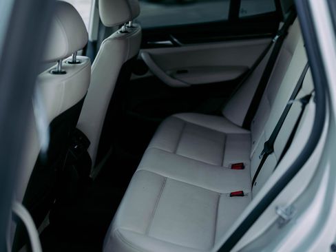 Used 2015 BMW X3 xDrive28d image 10