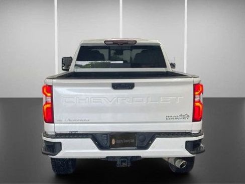 Used 2024 Chevrolet Silverado 2500 High Country w/ High Country Premium Package AWD/4WD image 11