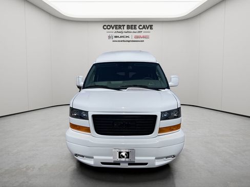 New 2025 GMC Savana 2500 Extended w/ Driver Convenience Package image 3