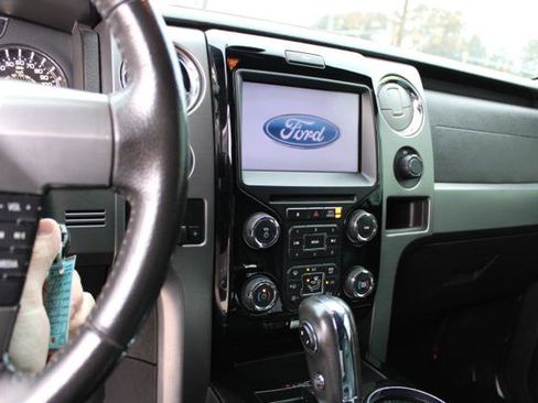 Used 2014 Ford F150 Limited image 17