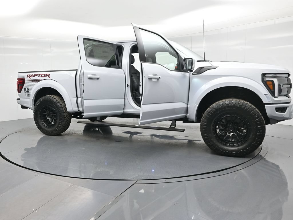 Used 2025 Ford F150 Raptor AWD/4WD image 33