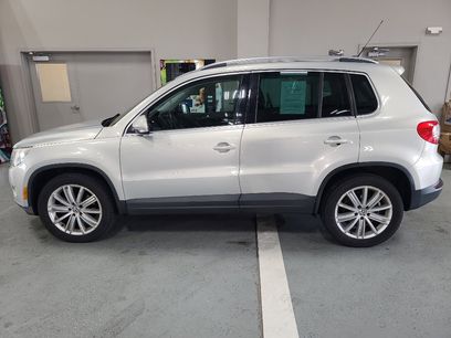 Used 2009 Volkswagen Tiguan SEL
