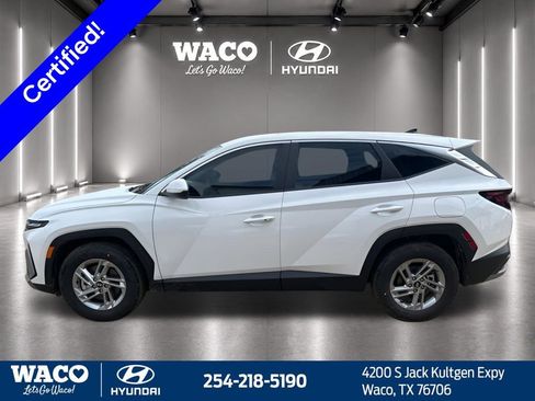 Used 2026 Hyundai Tucson SE FWD image 2