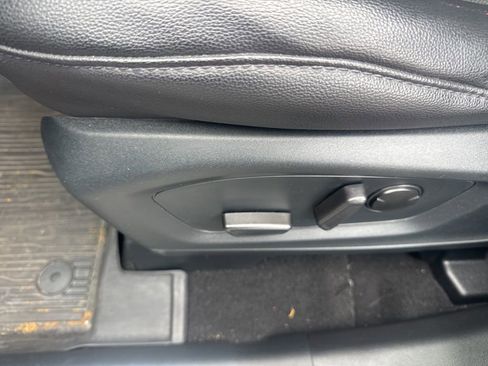 Used 2023 Ford Explorer ST-Line w/ Class IV Trailer Tow Package image 11