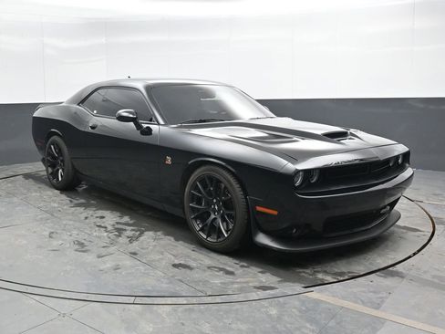 Used 2019 Dodge Challenger R/T Scat Pack w/ Dynamics Package image 5
