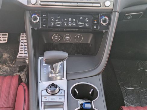 New 2025 Genesis G70 2.5T w/ Sport Prestige Package image 17