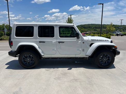 Used 2026 Jeep Wrangler Unlimited Sport AWD/4WD image 21