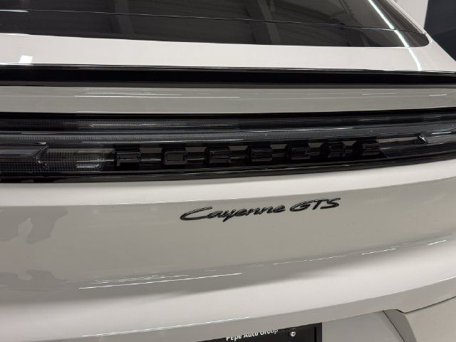 Certified 2026 Porsche Cayenne GTS AWD/4WD image 12
