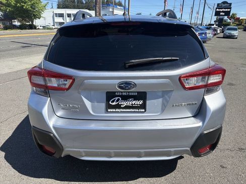 Used 2019 Subaru Crosstrek 2.0i AWD/4WD image 4