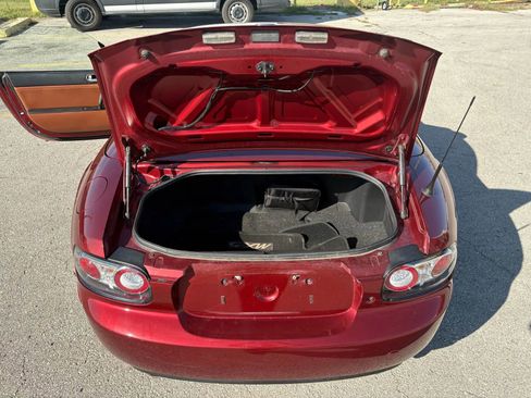 Used 2007 MAZDA MX-5 Miata Grand Touring image 11