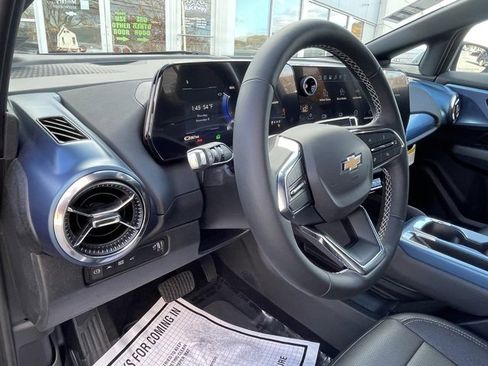 New 2026 Chevrolet Equinox EV LT w/ LPO, Tech Bronze Package image 17