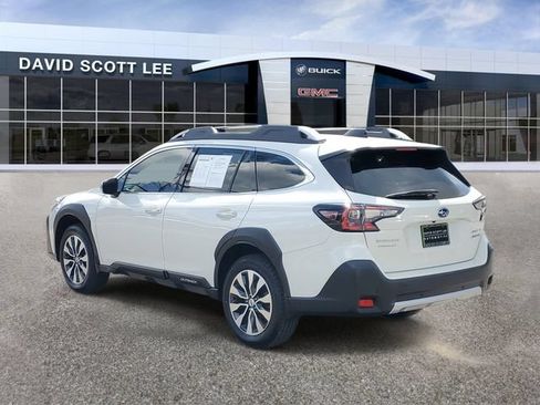 Used 2023 Subaru Outback Touring XT AWD/4WD image 3