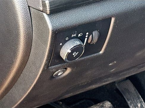 Used 2021 Jeep Grand Cherokee Laredo X image 10