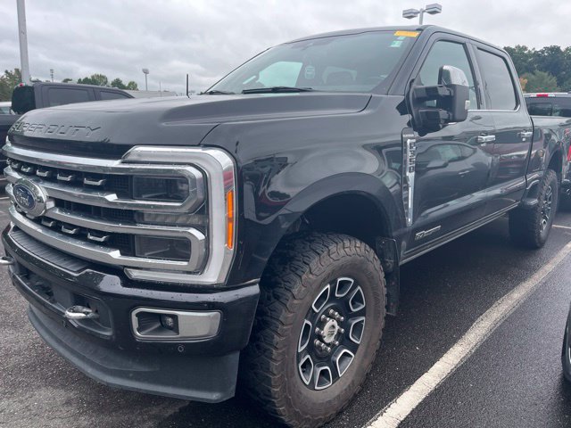 Used 2023 Ford F350 Platinum w/ FX4 Off-Road Package AWD/4WD image 1