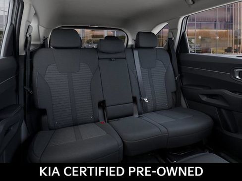 Certified 2026 Kia Sorento LX FWD image 16
