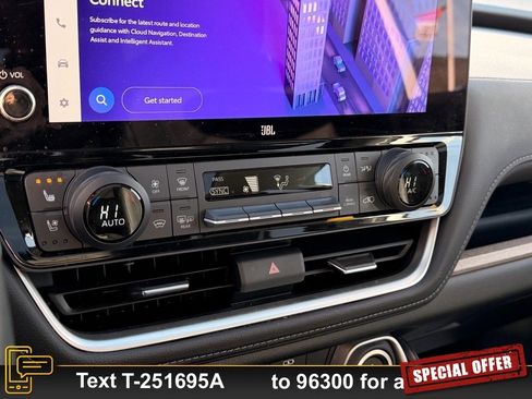 Used 2024 Toyota Grand Highlander Limited image 23