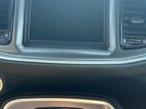 Used 2022 Dodge Challenger GT image 9