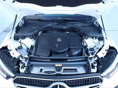 New 2026 Mercedes-Benz GLC 300 image 13