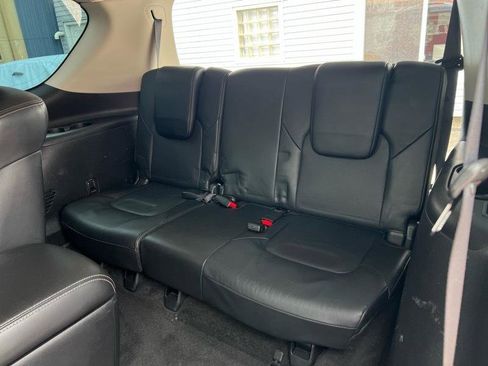 Used 2020 Nissan Armada SL w/ Premium Package image 18