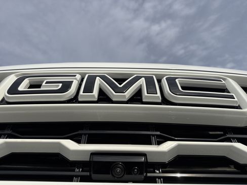 New 2026 GMC Sierra 2500 AT4 w/ AT4 Premium Plus Package image 34