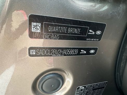 Used 2017 Jaguar F-PACE R-Sport image 48