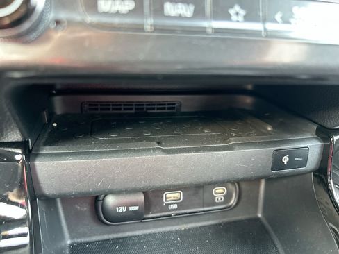 Used 2024 Kia Seltos EX FWD image 35