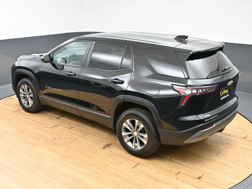 Used 2025 Chevrolet Equinox LT AWD/4WD image 6