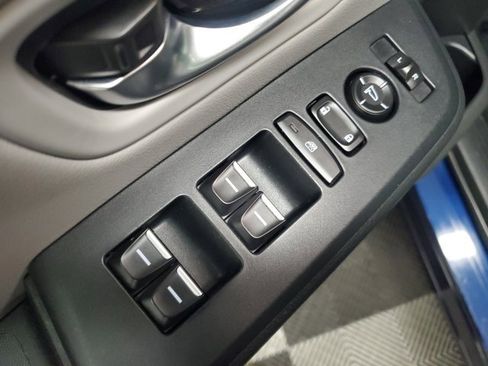 Certified 2024 Honda Pilot Touring image 17