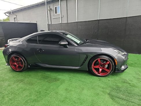 Used 2022 Subaru BRZ Limited RWD image 3