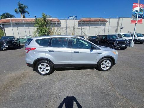 Used 2016 Ford Escape S FWD image 9