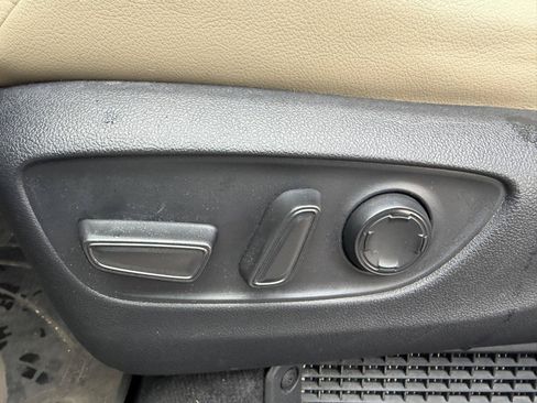 Used 2021 Toyota Sienna XLE w/ XLE Plus Package FWD image 18