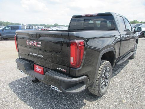 New 2026 GMC Sierra 1500 AT4 w/ AT4 Premium Package AWD/4WD image 6