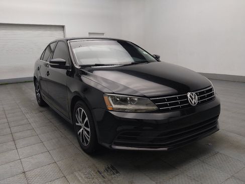 Used 2018 Volkswagen Jetta SE FWD image 13