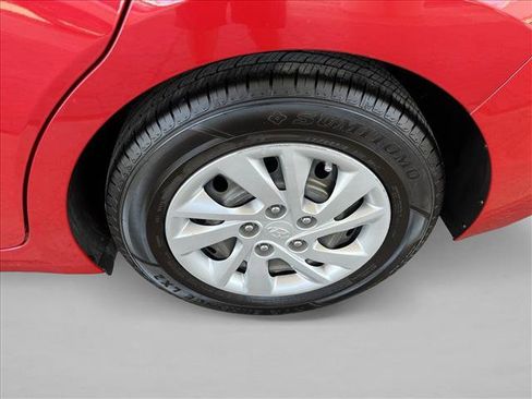 Used 2020 Hyundai Elantra SE w/ Cargo Package (C1) FWD image 22