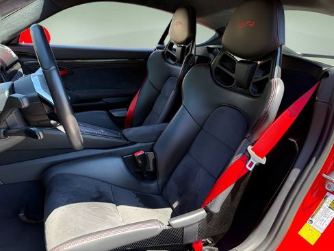 Used 2016 Porsche Cayman GT4 RWD image 20
