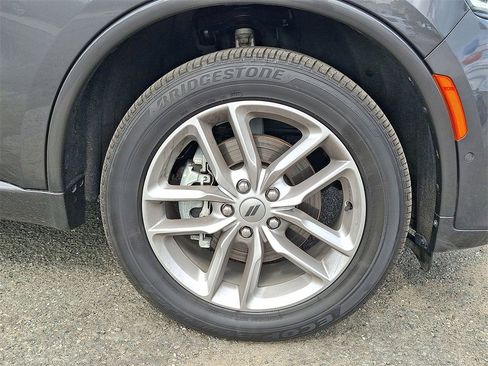 Used 2024 Dodge Durango GT image 27