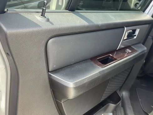 Used 2010 Ford Expedition EL Limited image 20