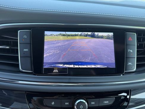 Used 2022 Buick Enclave Essence w/ LPO, Touring Package AWD/4WD image 22