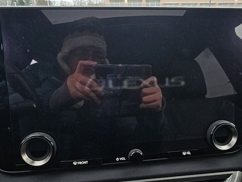 Used 2024 Lexus RX 350 Premium w/ Cold Area Package image 16