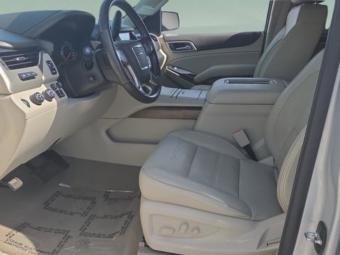 Used 2020 GMC Yukon Denali AWD/4WD image 9