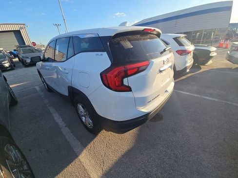 Used 2018 GMC Terrain SLE image 3