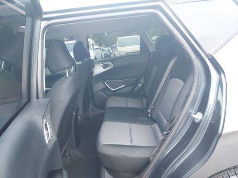 Used 2022 Kia Soul LX w/ Technology Package FWD image 24